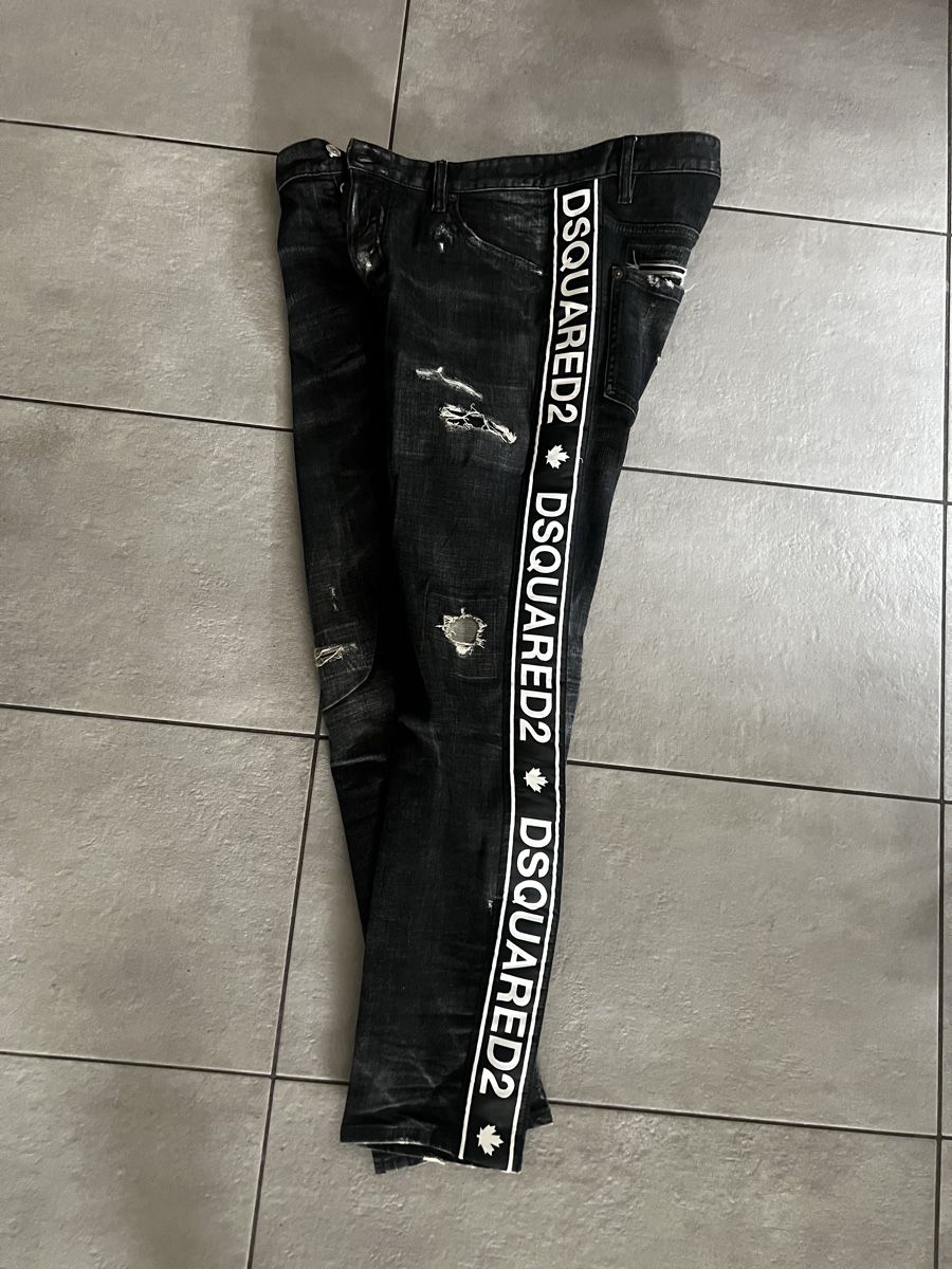 Dsquared2 Jeans: Dsquared2 jeans uomo 50 – D'occasion à Mendrisio par fly_9wzx