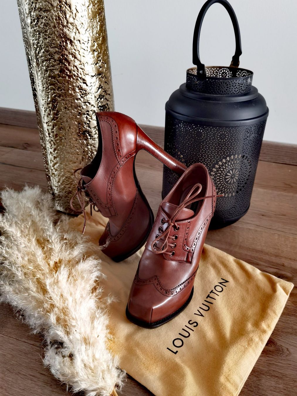 Louis Vuitton Scarpe da donna: Louis Vuitton Pumps: On Time Lace-up Pump Fall-Winter 2012 – Usato da Hirzel venduto da Margarita_HandMade 2