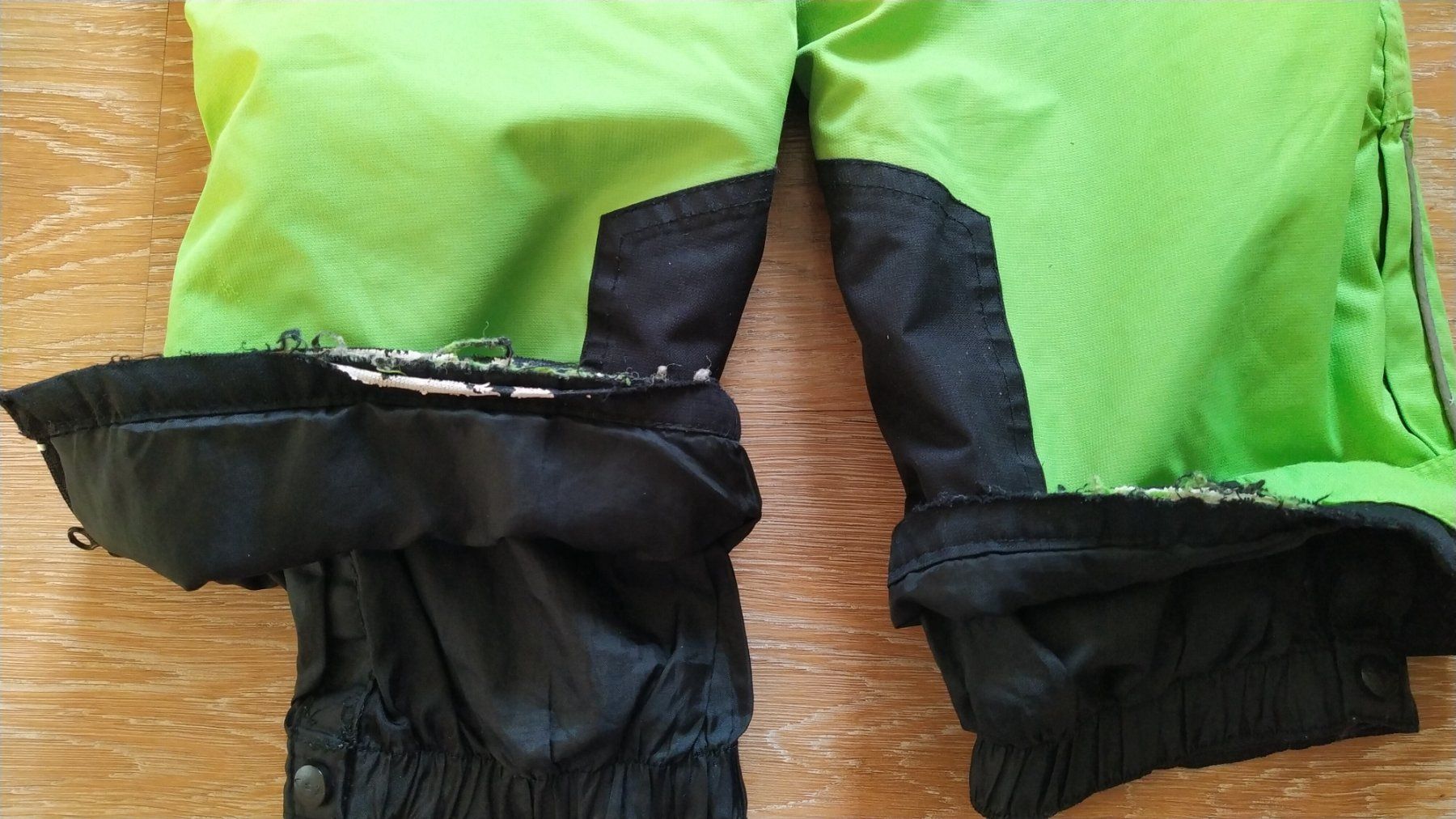 Lotti & Set di vestiti: Skihosen gr. 104 – Usato da Kappel SO venduto da teiger83 5