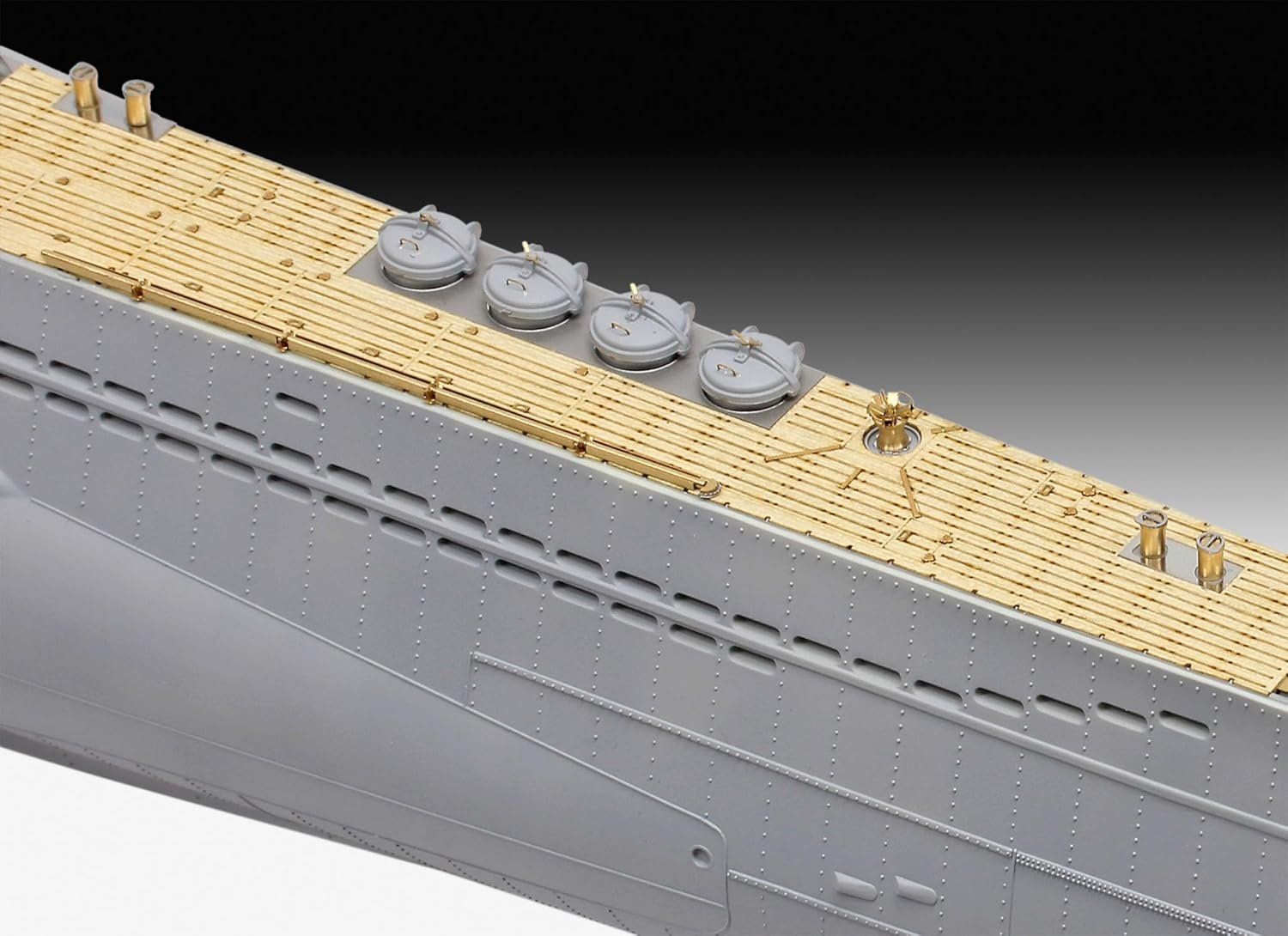 Revell Kit di modellismo & Modellini statici: Deutsches U-Boot Typ VII C/41 Platinum Limited Edition – Nuovo e nell'imballaggio originale da Rothenburg venduto da aron2006 3