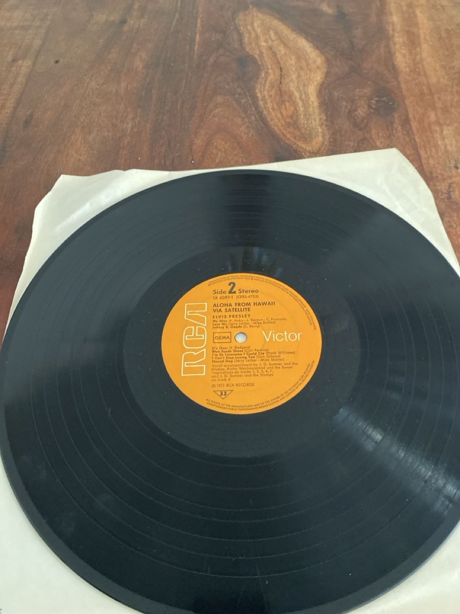 Dischi in vinile: Elvis Presley Aloha from Hawaii 1973 – Usato da Winterthur venduto da Sunshineandrain 1