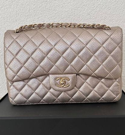 CHANEL - Medium Double Flapbag
