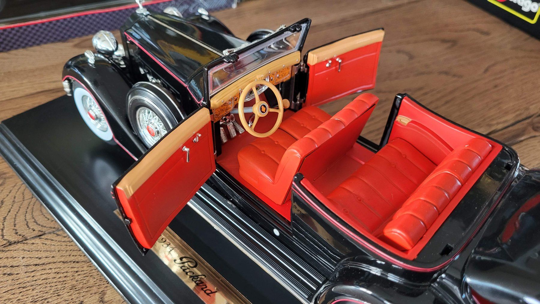 Anson Modellini d'auto: Packard 1934 1:18 Anson – Usato da Rothrist venduto da Juana5 5