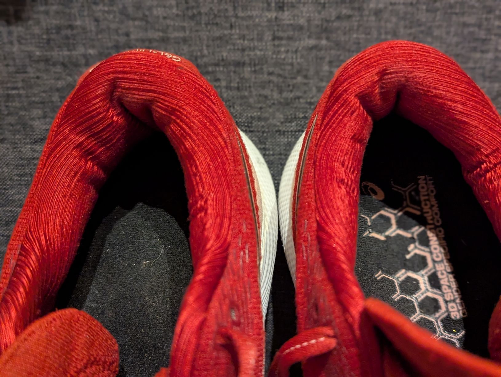 Asics Scarpe da uomo: Asics Gel Nimbus 24, Grösse 39.5 – Usato da Zofingen venduto da Droni_A 8
