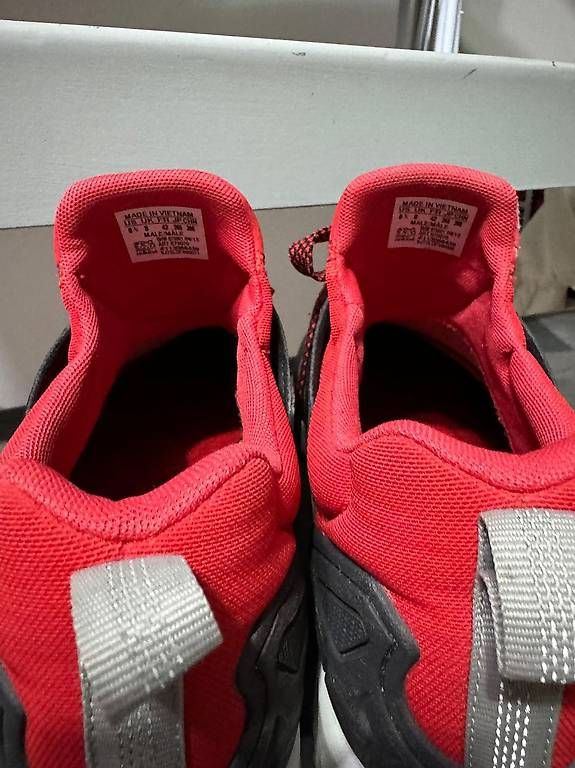 Adidas Scarpe da uomo: Adidas Schuhe Grösse 42 – Usato da Lupfig venduto da Pluribus 2