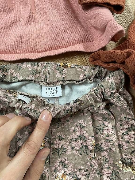 Lotti & Set di vestiti: Kleider Set Hust and Claire Gr 92 – Usato da Olten venduto da jen_5nsj 3