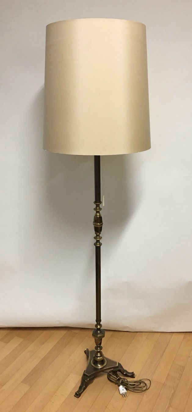 Lampade: Stehlampe, Messing, Stoffschirm, Vintage-Stil – Usato da Olten venduto da ELHANDEL