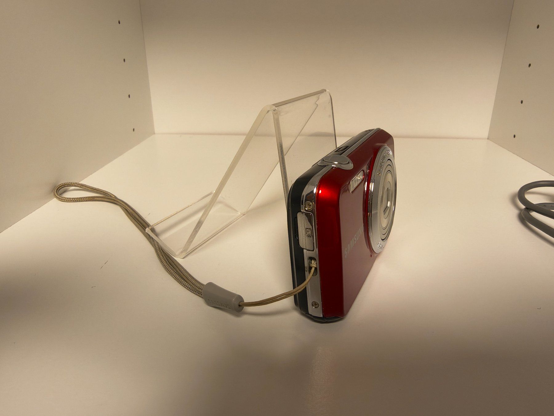 Samsung Fotocamera: Digitalkamera - Samsung ES80 mit Zubehör – Usato da Schaffhausen venduto da thugNme 3