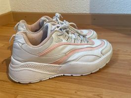 Baskets blanches et roses style chunky