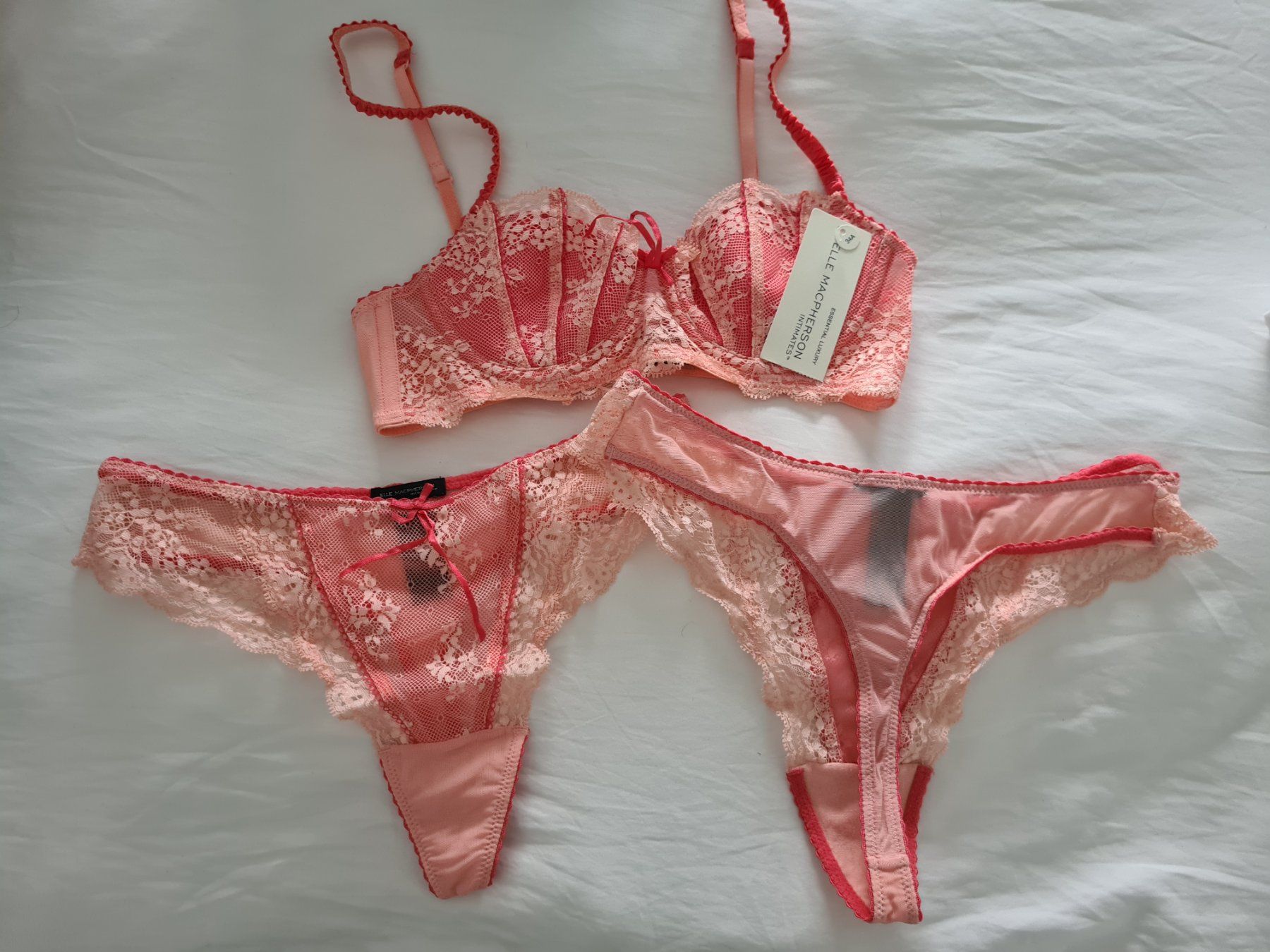 Autres dessous: Ensemble lingerie Elle Macpherson Intimates 75A / S neuf – Neuf avec emballage d'origine à Nyon par ana_spw2 6