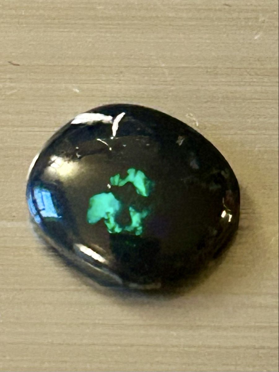 Minéraux & Lithothérapie: Opal Black Lightinig Ridge 2 Karat  – Neuf (Voir description) à Ronco sopra Ascona par Tonytornado