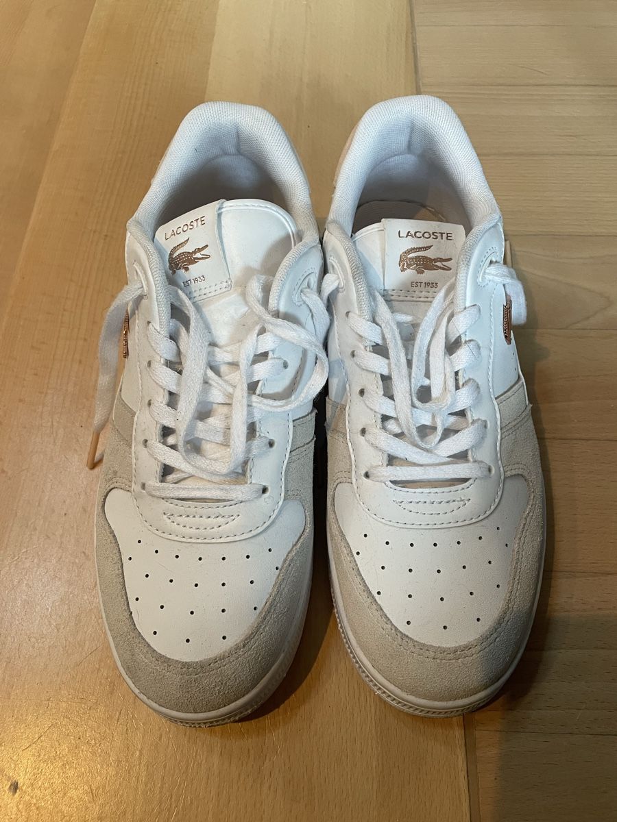 Lacoste Chaussures femmes: Lacoste Sneaker weiss – D'occasion à Winterthur par Xavira