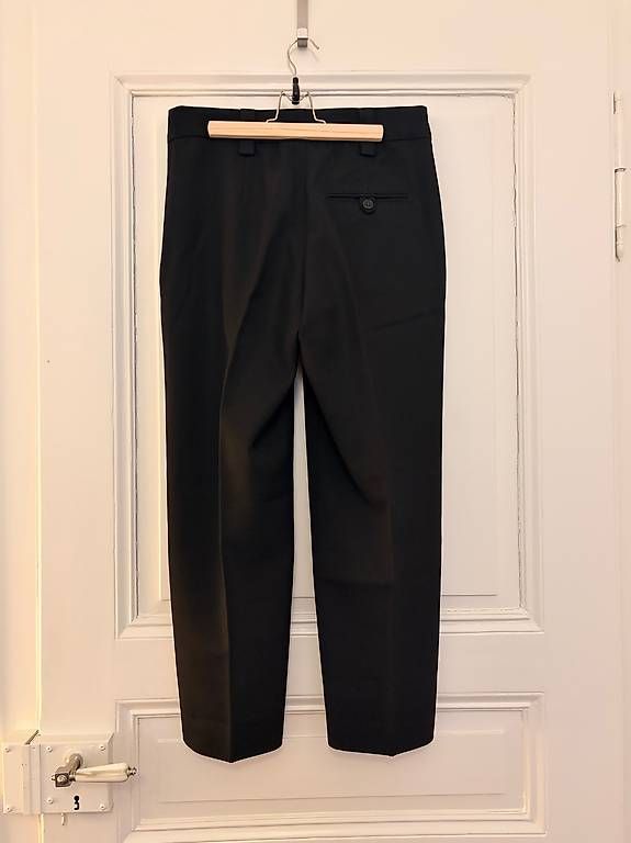 Pantaloni: Acne Studio Hose 36 – Usato da Basel venduto da yet_7svp 1
