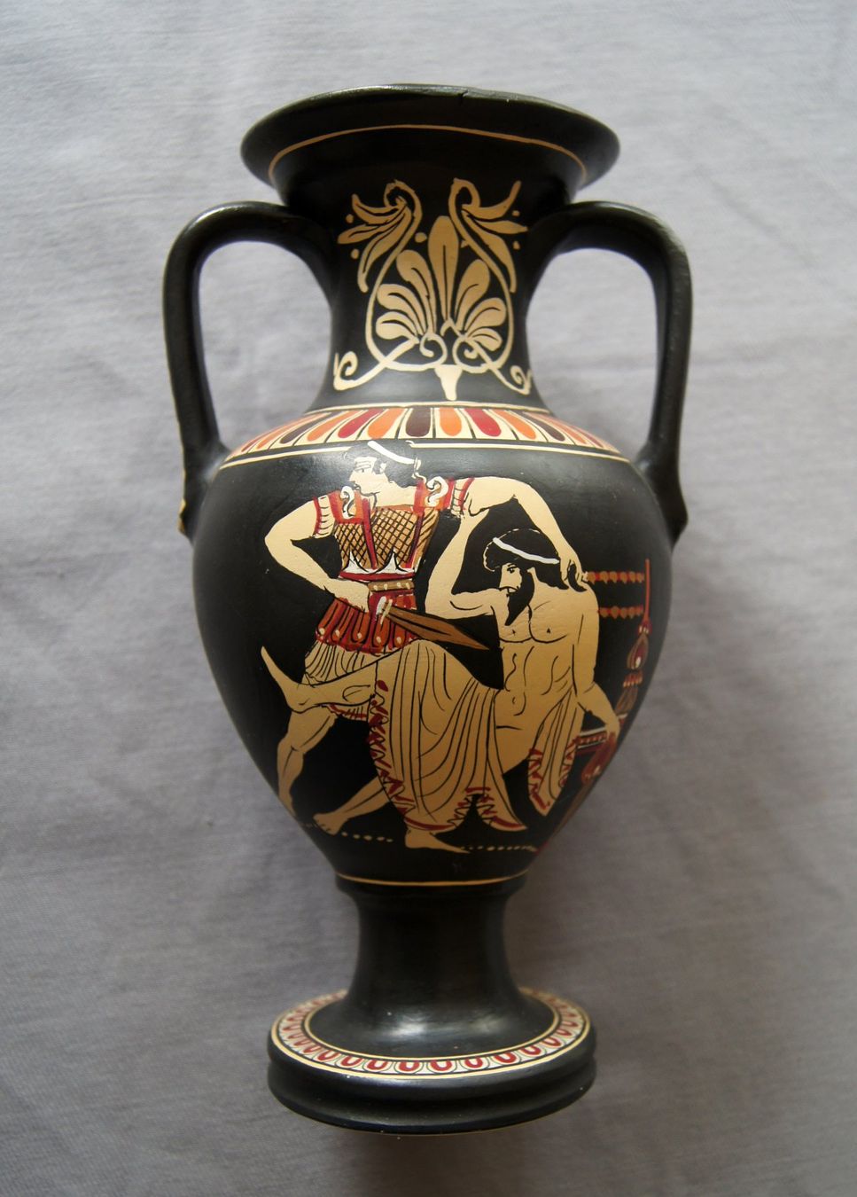 Vasi & Recipienti: Griechische Amphore mit Menschenopfer-Szene – Usato da Geroldswil venduto da ARTEFACTO 1