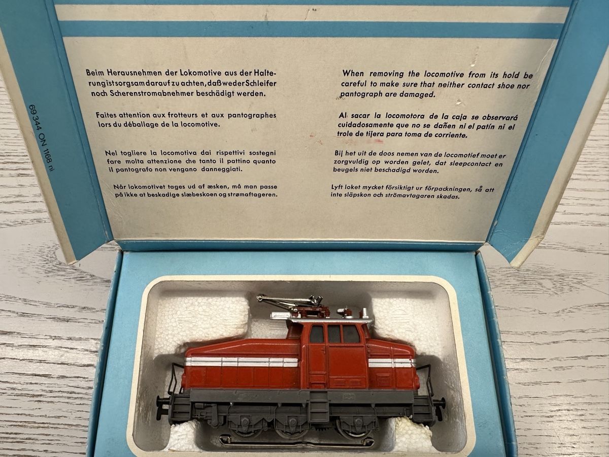 Märklin Modelleisenbahnen: Märklin 3044 EA 800 – Gebraucht aus Lupsingen von New-Haven 6