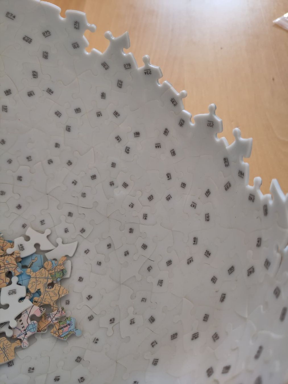 Ravensburger Puzzle: Puzzle Ravensburger globe terrestre – Usato da Aigle venduto da GTZL1 4