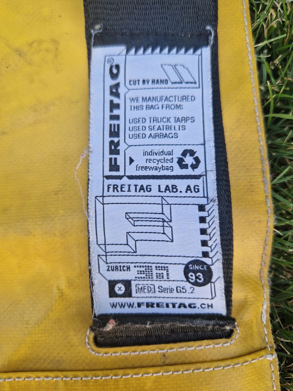 Freitag Taschen: Freitag Tasche Willy gelb – Gebraucht aus Wichtrach von pri_hjg8 4