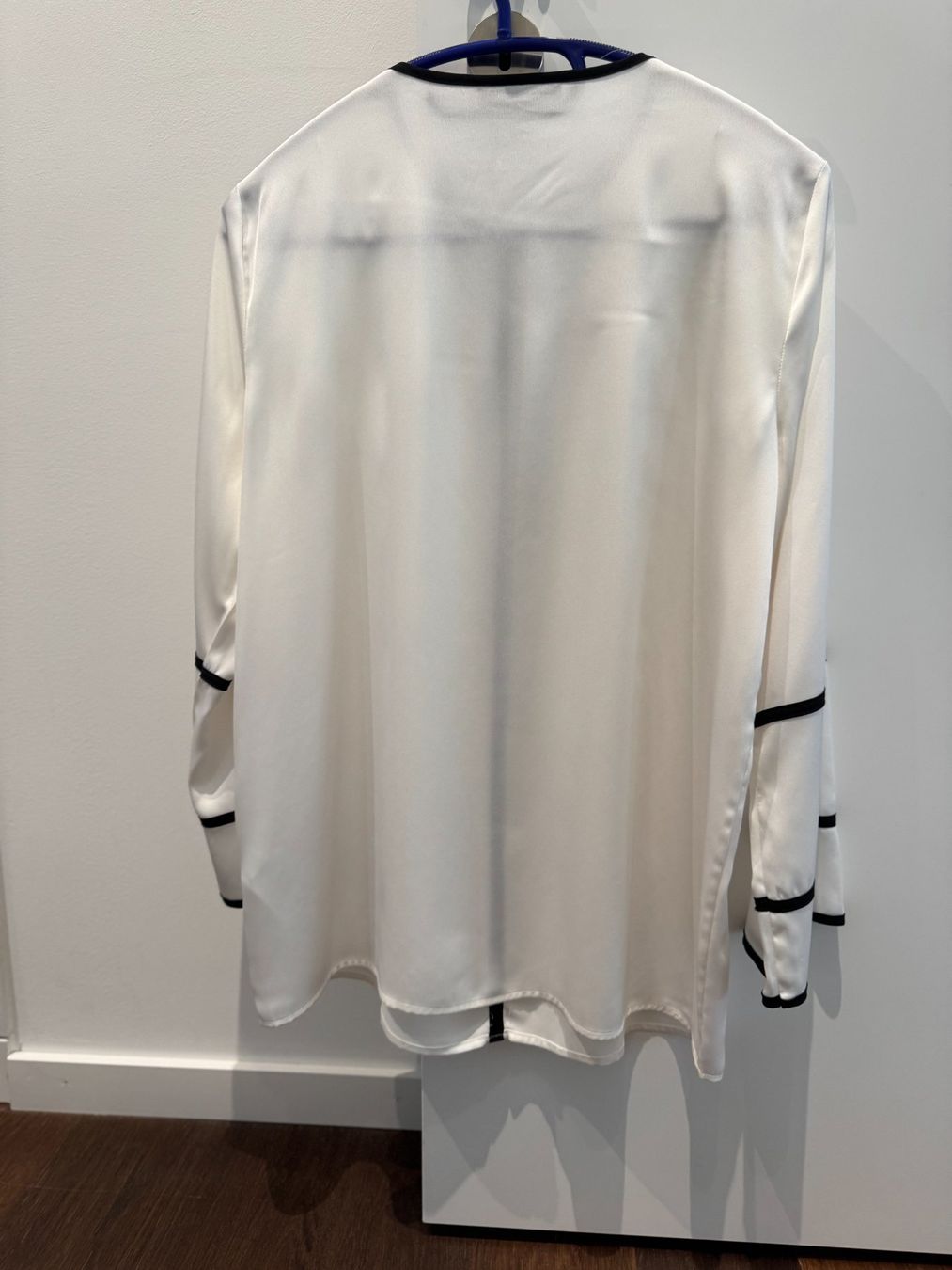 Camicette: Donna Karan Bluse, Gr. S / 36-38 – Usato da Wallisellen venduto da LuzMatrecito 3