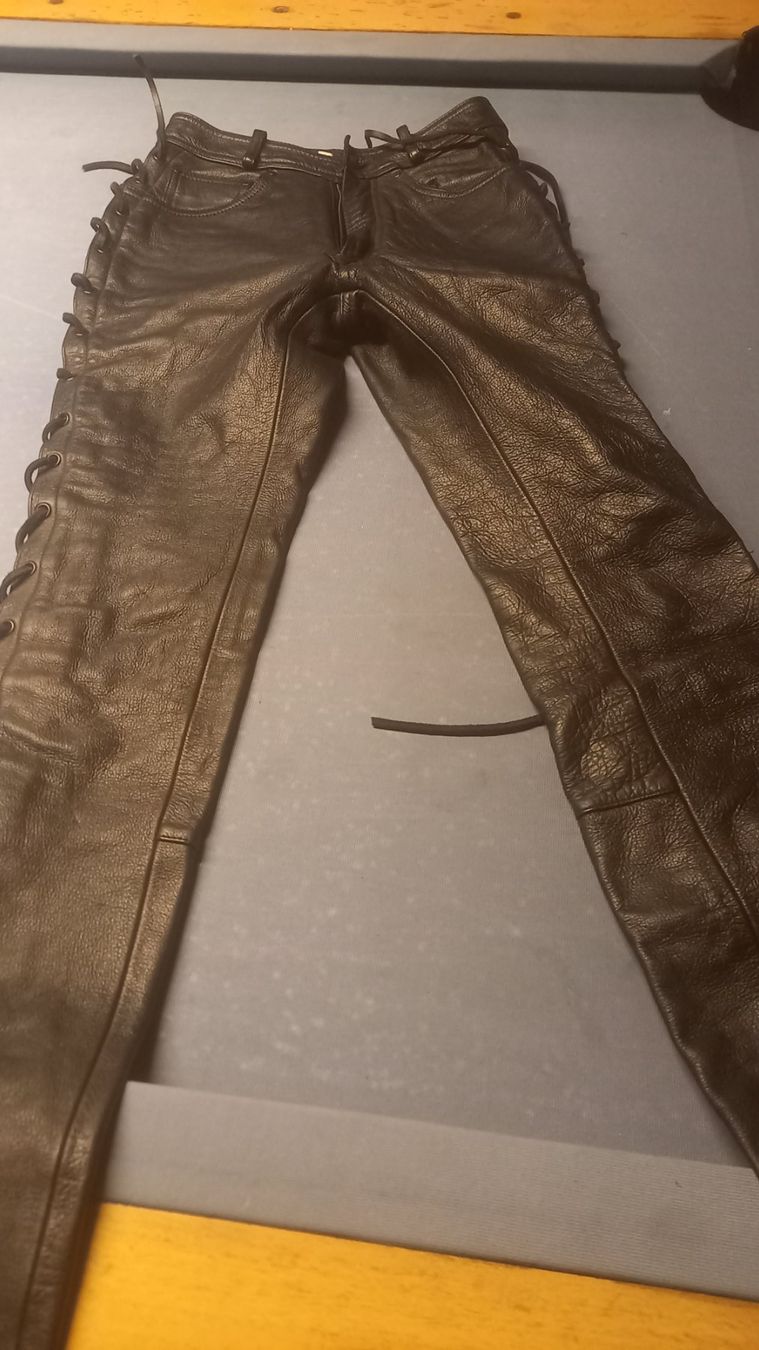 Pantaloni: IXS Motorrad-Lederhose geschnürt – Usato da Witterswil venduto da corbist