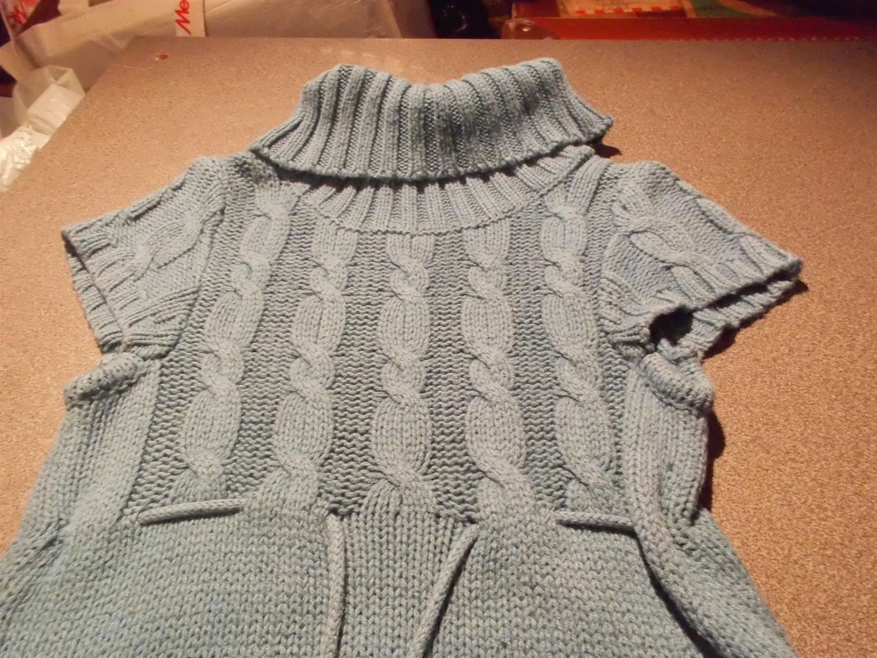 Kleider & Röcke: Strickkleid Grösse 128, Inside, blau Ton – Gebraucht aus Zürich von abraxas1291 1