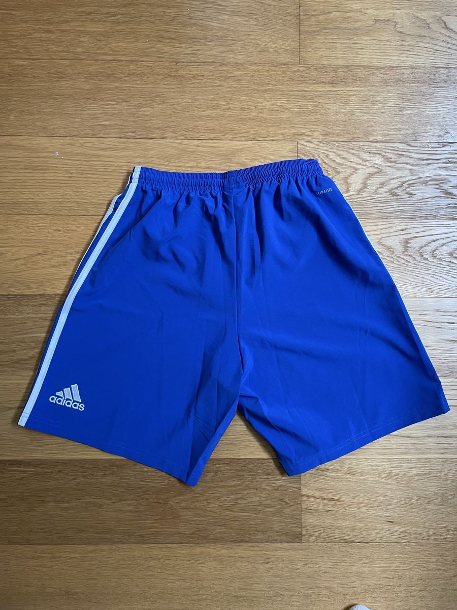 Pantaloni: FC Basel Shorts Grösse S (neu) – Nuovo e nell'imballaggio originale da Bottmingen venduto da oskarsgm 1