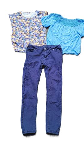 Paket Gr. 38 / 40 leichte Jeans + 2 Shirts (ATO)
