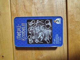 Metall-Knobelei