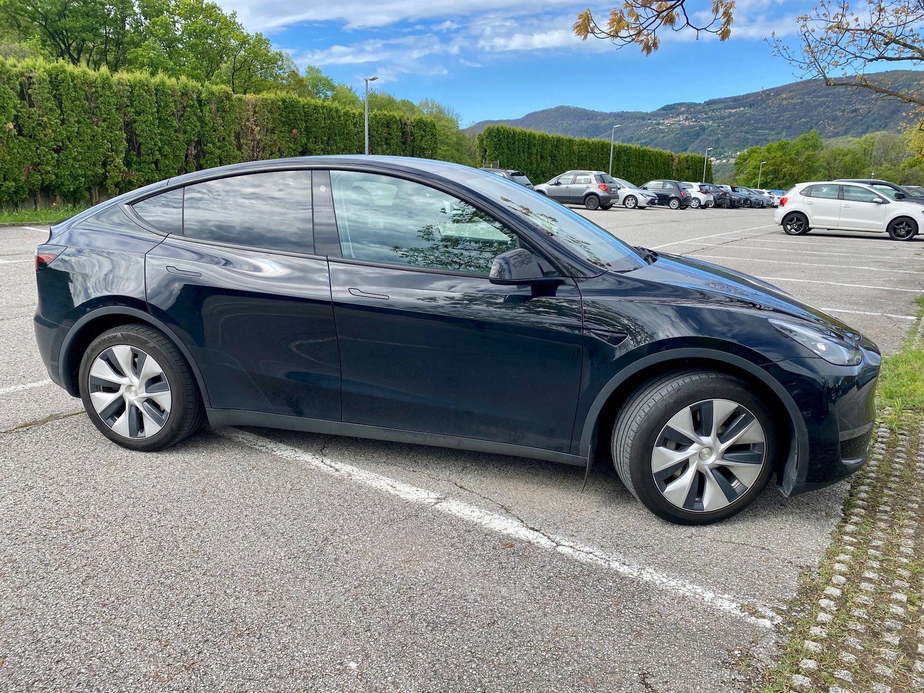 Tesla Automobili: Tesla Model Y Long Range super accessoriata! – Usato da Locarno venduto da Pierfi87 3