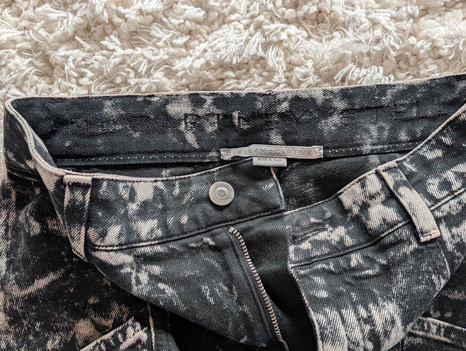 Stella McCartney Jeans: Stella McCartney Jeans, Size 27, excellent condition – Nuovo (secondo la descrizione) da Basel venduto da ian_z6t8 1