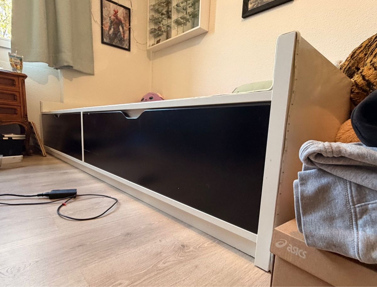 Letti: Jugendbett mit Stauraum 90x200 – Usato da Oberweningen venduto da Marcelbalu 4