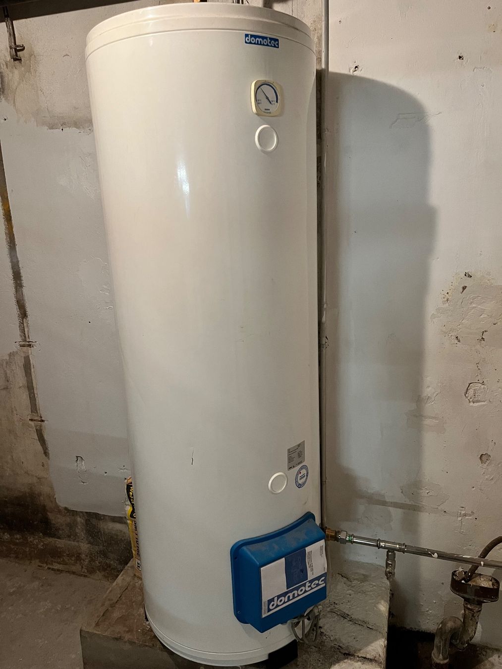 Sanitari: Boiler 300 L – Usato da Safenwil venduto da con_w9r7