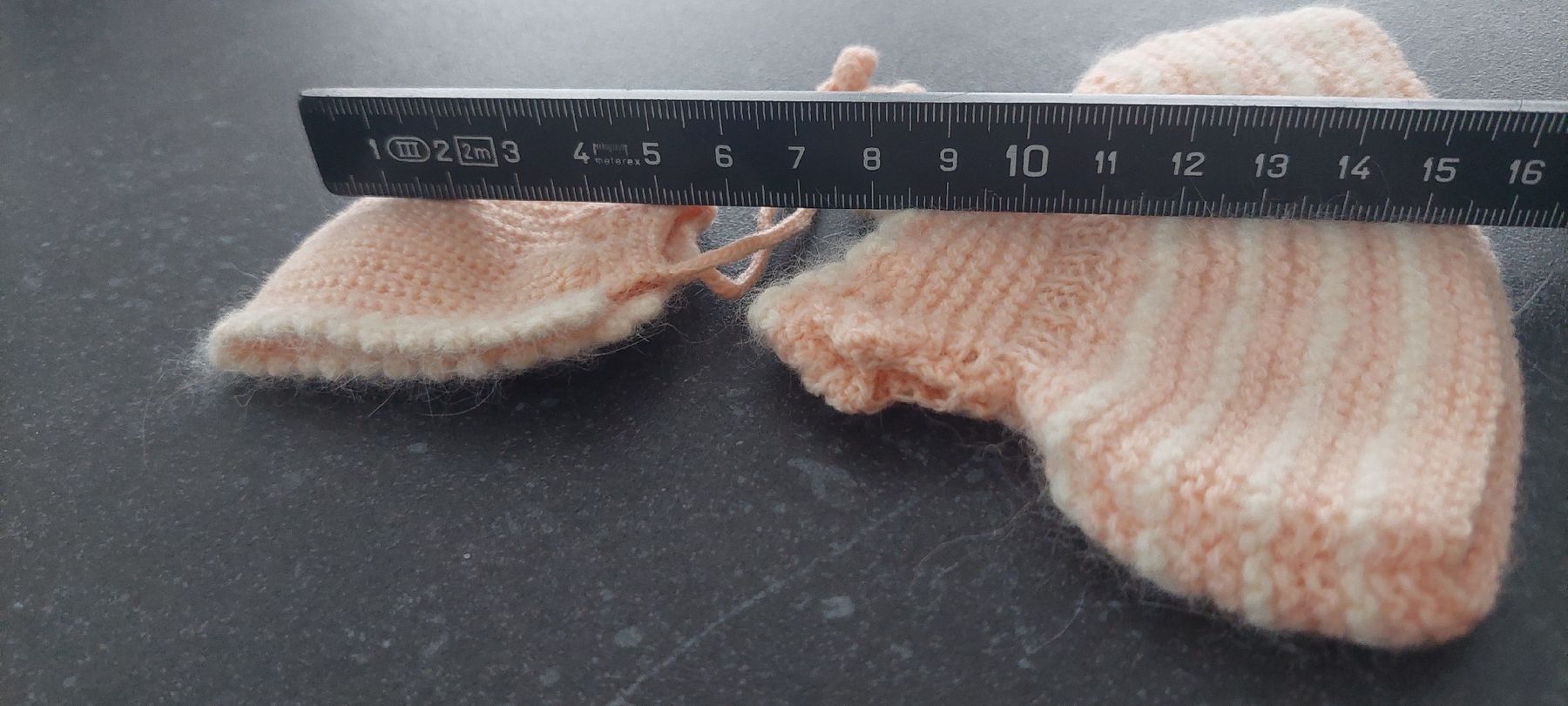 Bambole: Kleine Puppenkleidchen – Usato da Muri AG venduto da nindo1 2