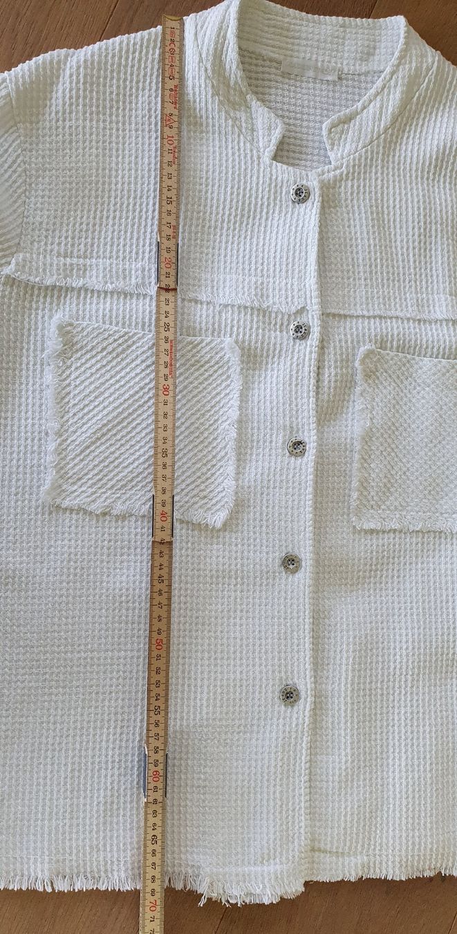 Blusen: Bluse weiss mit Fransen, Gr. L  – Gebraucht aus Möriken AG von Katze110 3