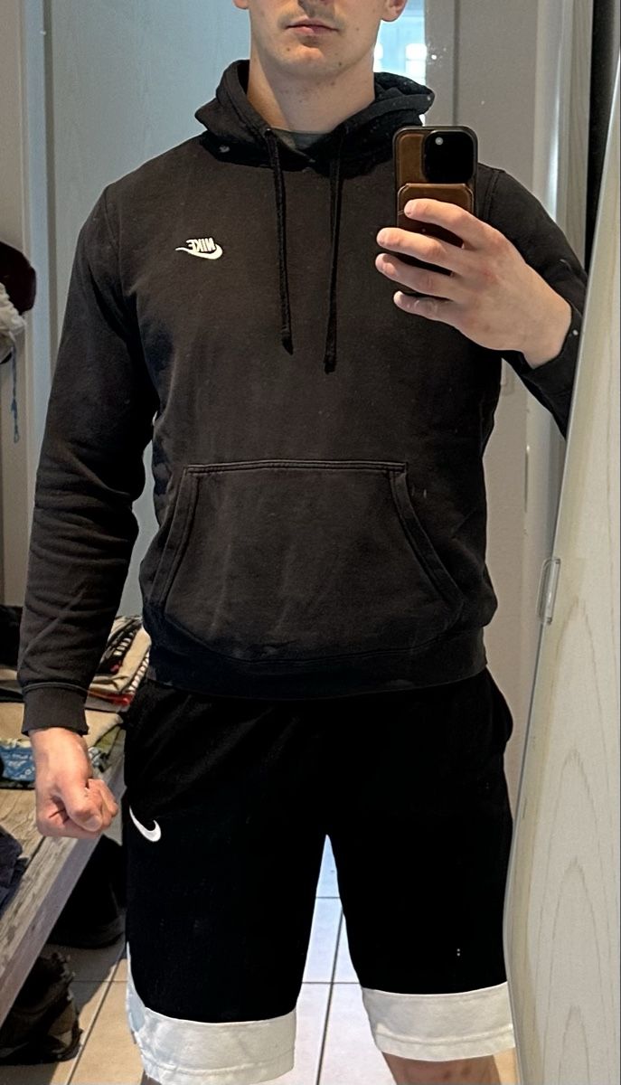 Nike Maglioni & Felpe: Cooler Original Nike Hoodie Gr. M – Usato da Oberkirch LU venduto da Yeayea1234 3