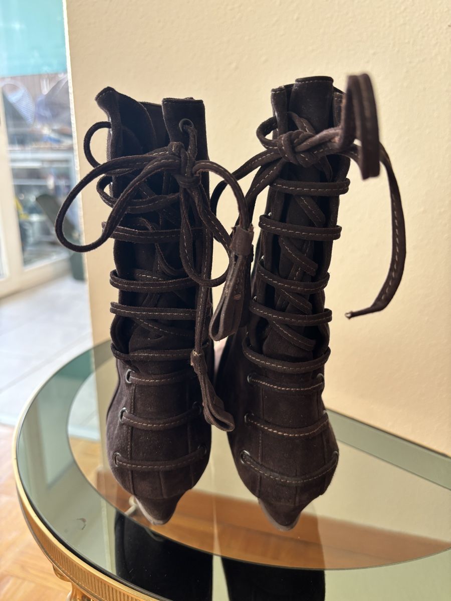 Scarpe da donna: Bottines vintage Yves Saint Laurent – Usato da Ecublens VD venduto da donyte 1