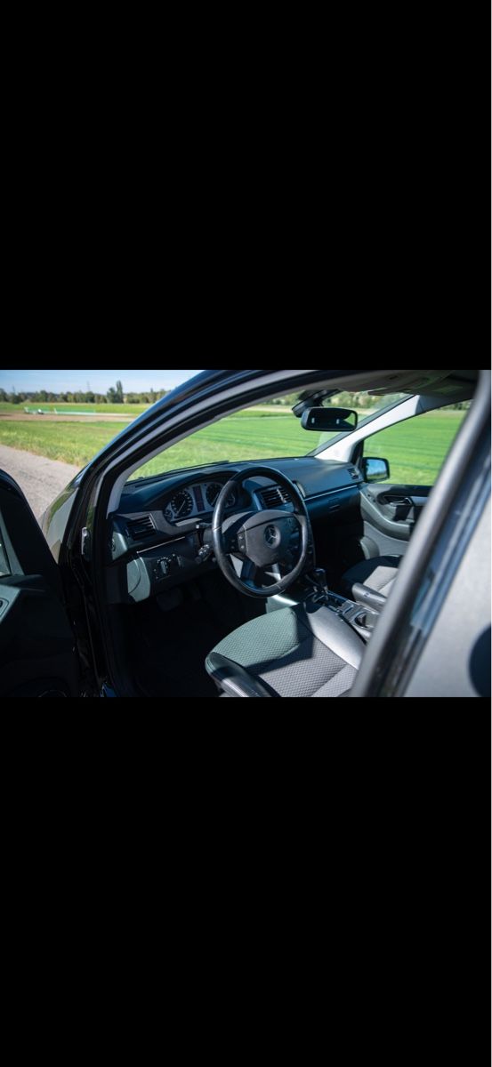 Mercedes-Benz Automobili: Mercedes B180 – Usato da Gossau ZH venduto da fabio024 3