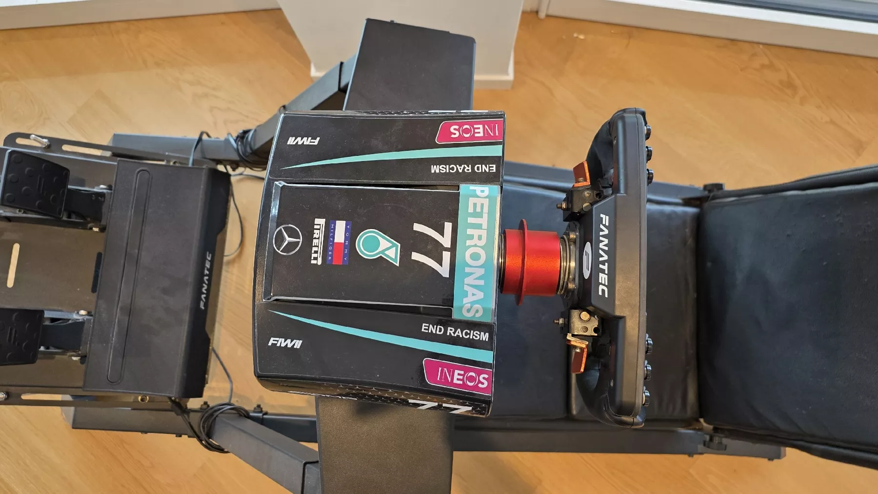 Fanatec Controller: Fanatec - Next Level Racing simracing setup – Usato da Delémont venduto da GillMinn 2