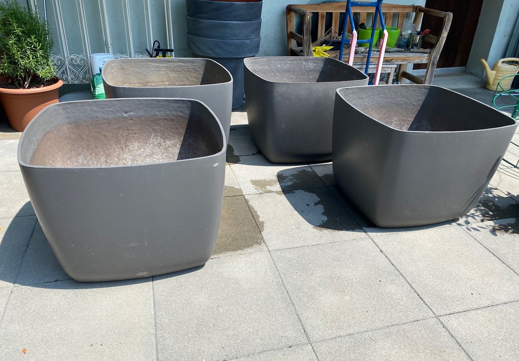 Vasi per fiori: Eternit Pflanzentrog Blumentopf Pflanzentopf Pflanzengefäss – Usato da Dottikon venduto da 6571