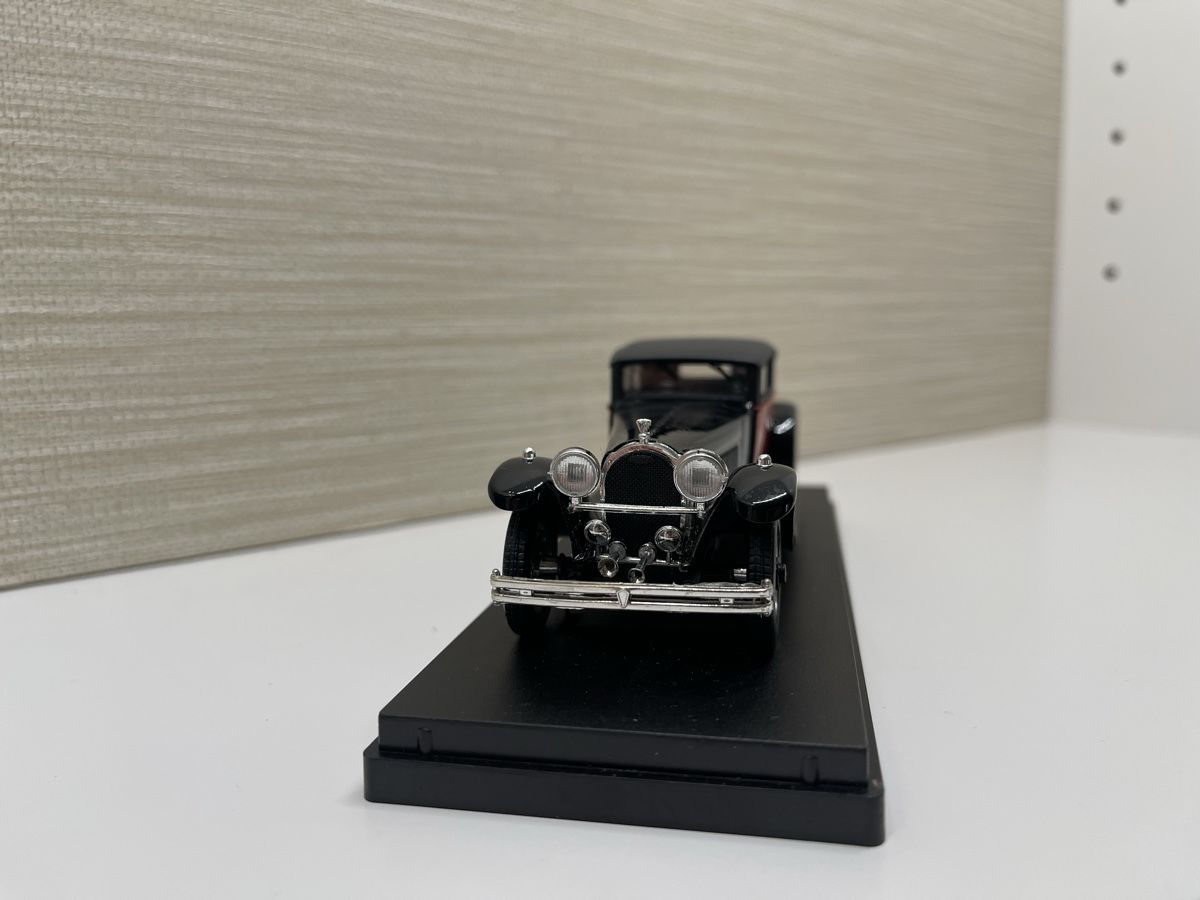 Bugatti Modellini d'auto: Bugatti Type 41 Royale Coupe de Ville, Massstab 1:43 – Nuovo (secondo la descrizione) da Siebnen venduto da speedy63 2