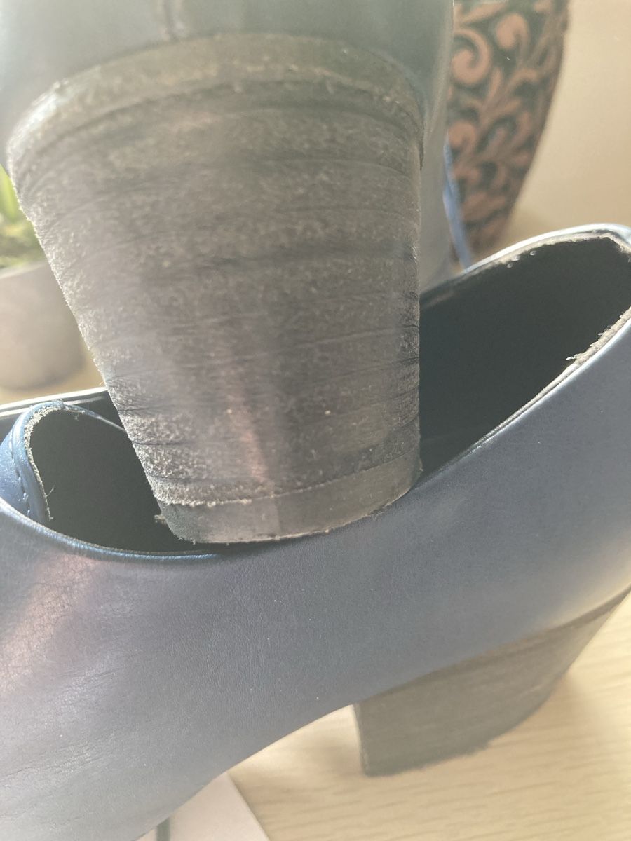Vic Matié Damenschuhe: Vic Matie Schnürpumps 39,5 – Gebraucht aus Schaffhausen von christamawe 4