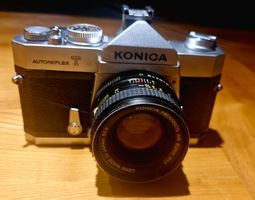 Konica Autoreflex T + Hexanon AR 50mm f/1.7