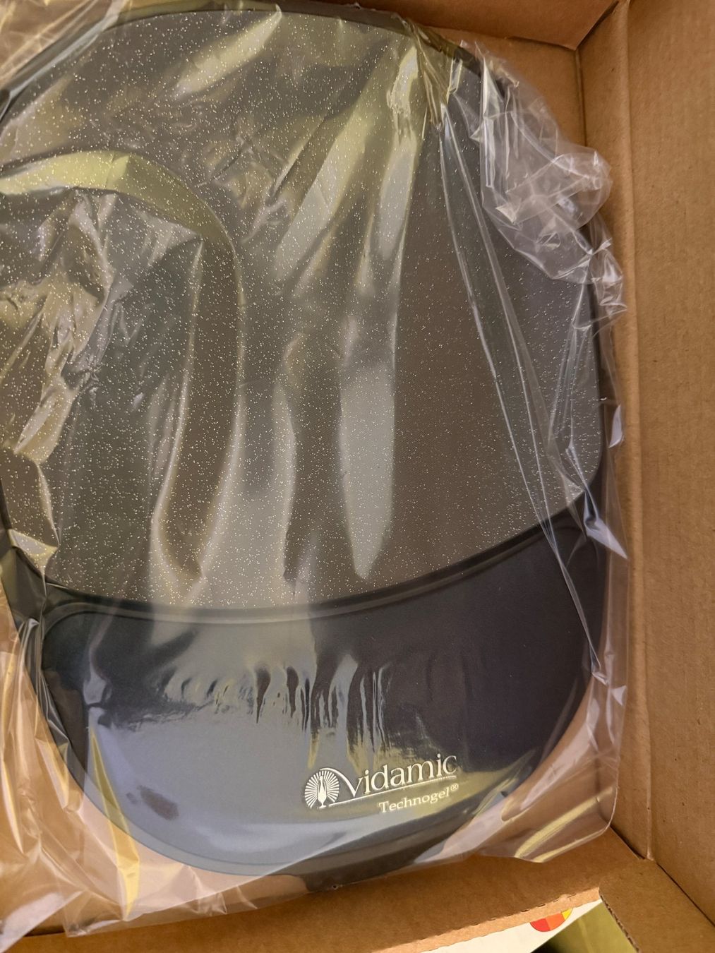 Tappetini per mouse: Vidamic Technogel Handgelenkauflage, ergonomisch, Grau – Usato da Schlieren venduto da Stadtammannamt_8952