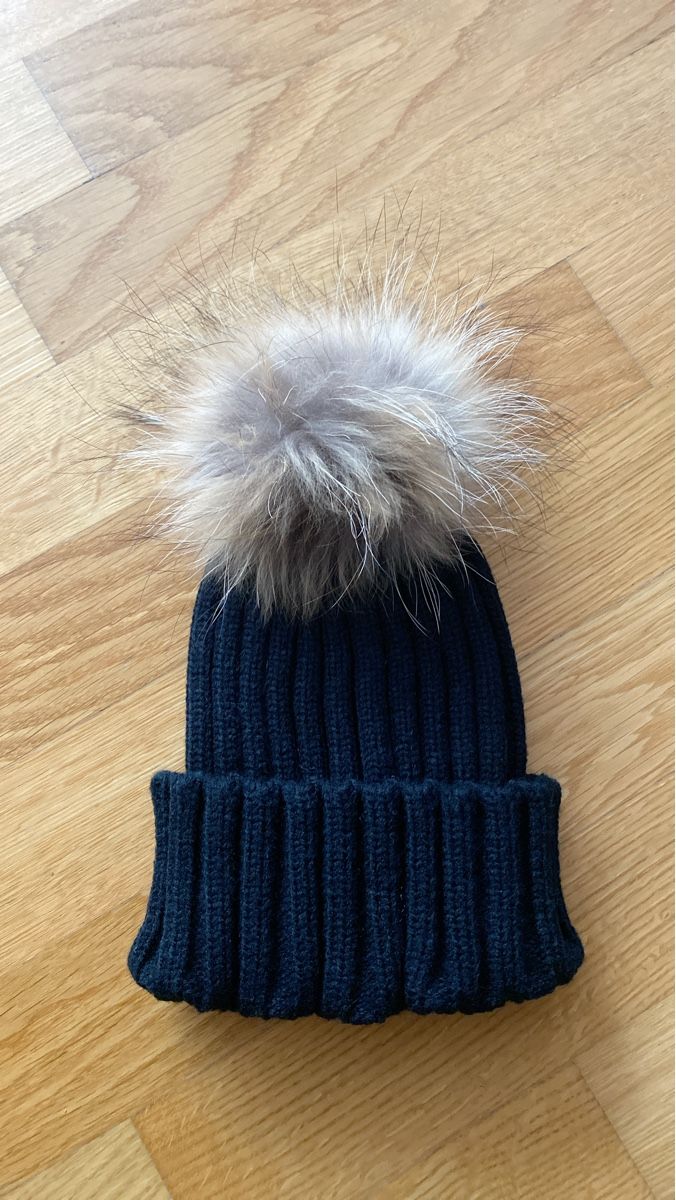 Altro in Moda donna: Warme Wintermütze mit Pelzbommel – Nuovo (secondo la descrizione) da Thun venduto da Intinity__