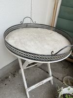Serviertablett mit klappbarem Tisch weiss 