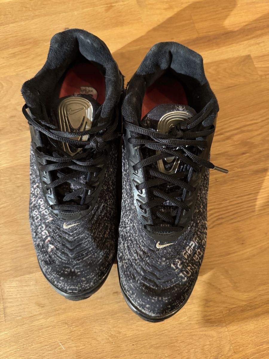 Nike Scarpe da uomo: Nike Air Max Deluxe Skepta – Usato da Utzenstorf venduto da Mikaandri 3