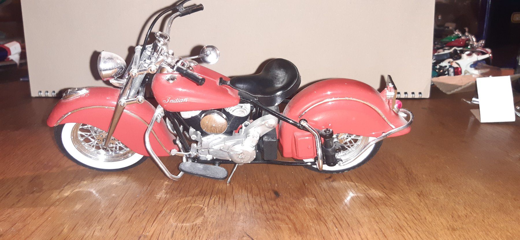 Kit di modellismo & Modellini statici: Indian Chief 1:10 Guiloy – Usato da Fehraltorf venduto da STEMAC01TK 1