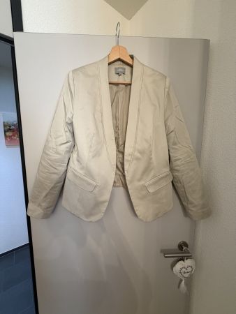 Eleganter Blazer in Beige von Maddison