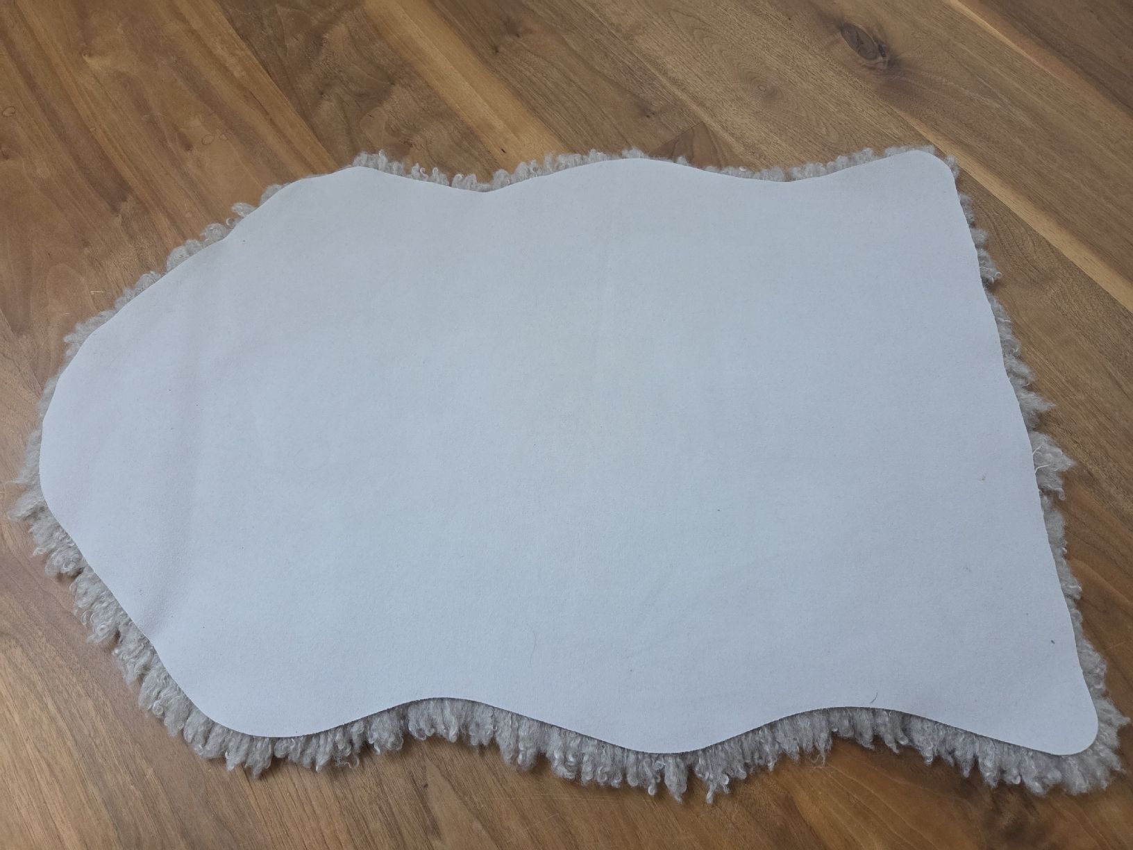 Tapis: Kunstfell - wie neu – D'occasion à Rothenburg par A 2