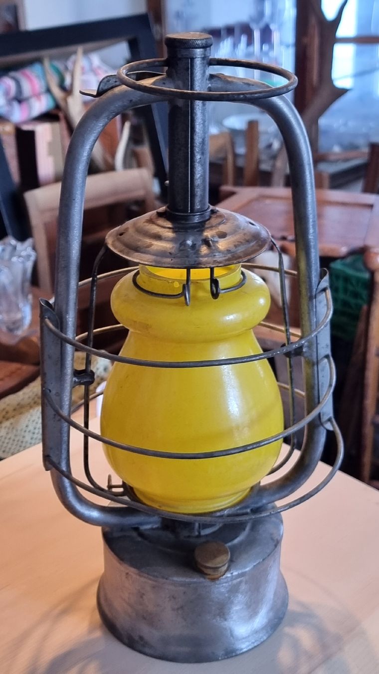 Lampade: Petrollampe,Sturmlampe – Usato da Sils im Domleschg venduto da platin01 1