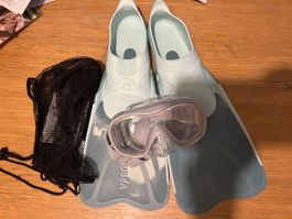Flossen Gr. 34/35 & Taucherbrille im Netzbeutel